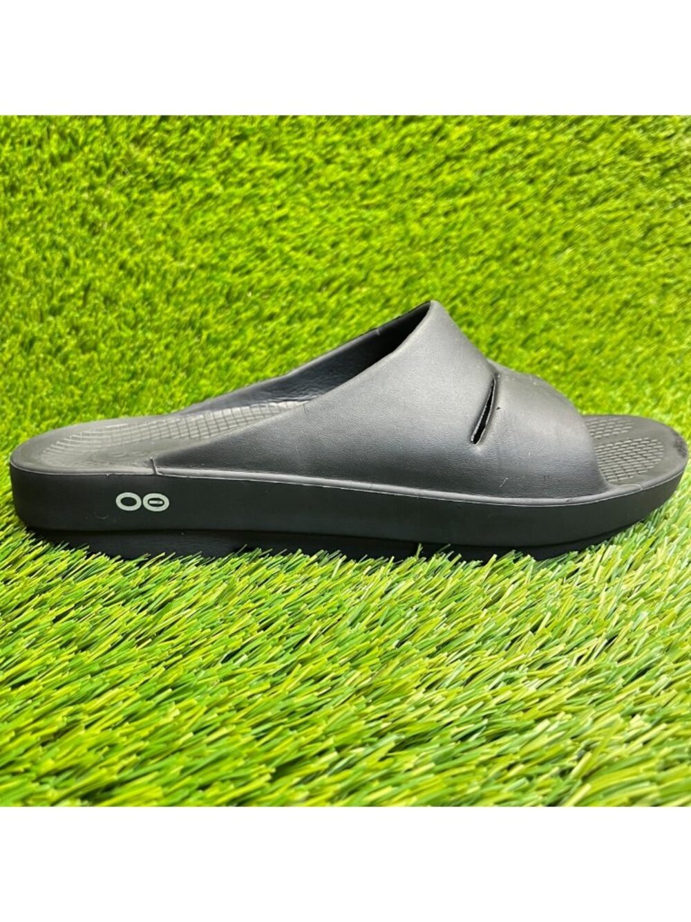 Oofos‎ OOahh Mens Size 8 All Black Beach Walking Outdoor Recovery Slide Sandals